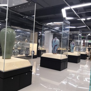 临汾博物馆彩陶制品展示柜